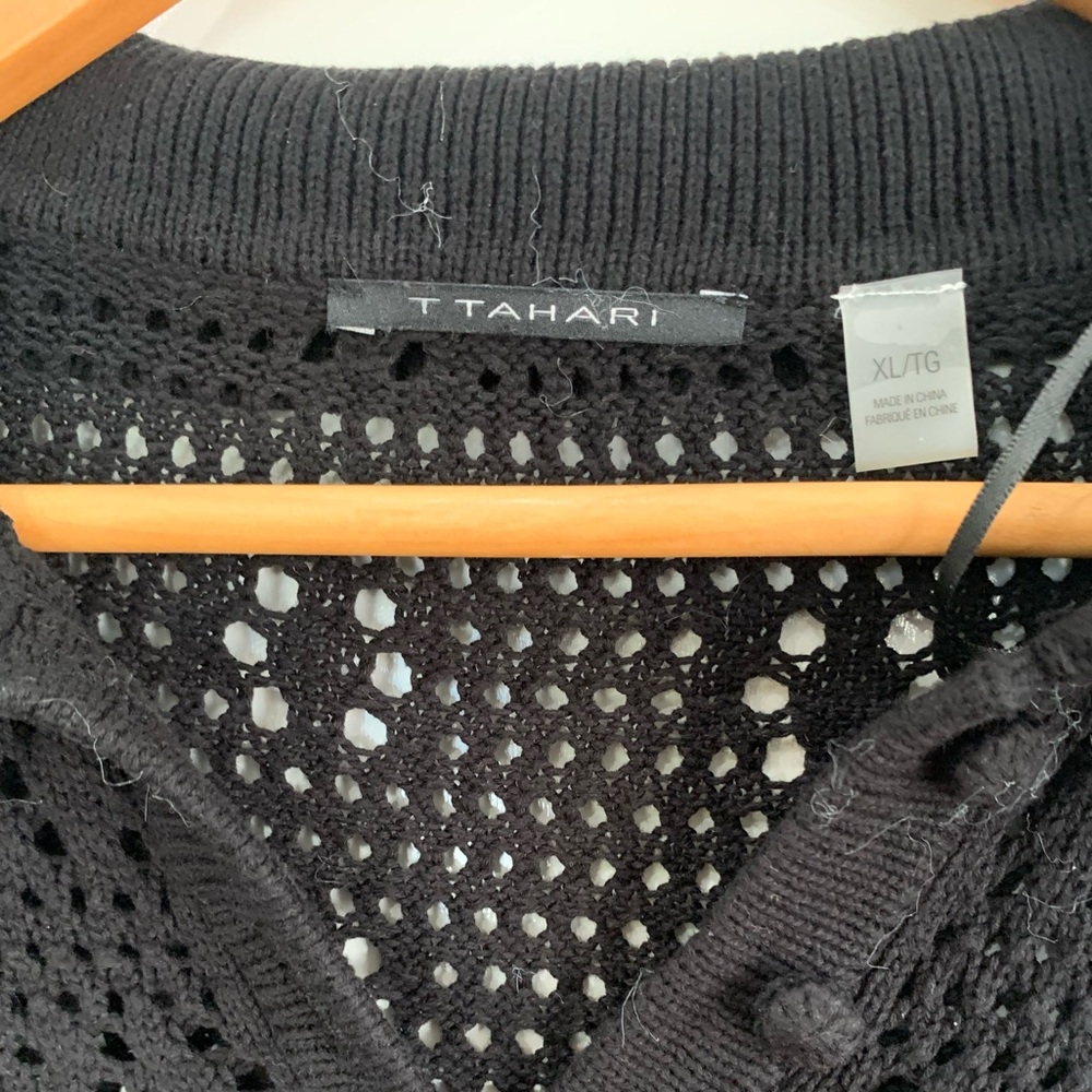 T Tahari Black Open knit Crochet polo Top like new size XL - Picture 5 of 6